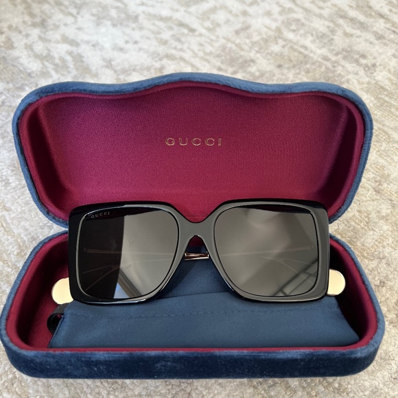 Gucci Accessories - Gucci sunglasses